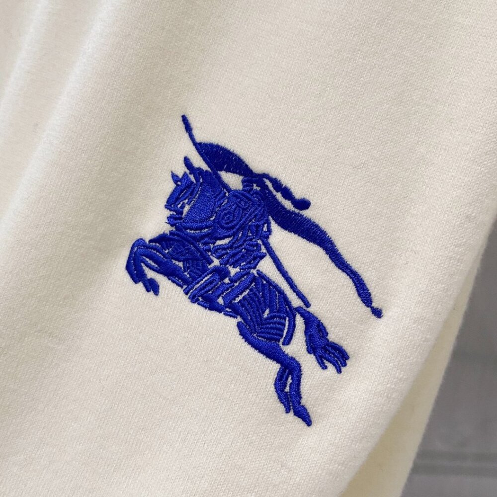 Burberry White Classical Pattern Sweaters - image 4